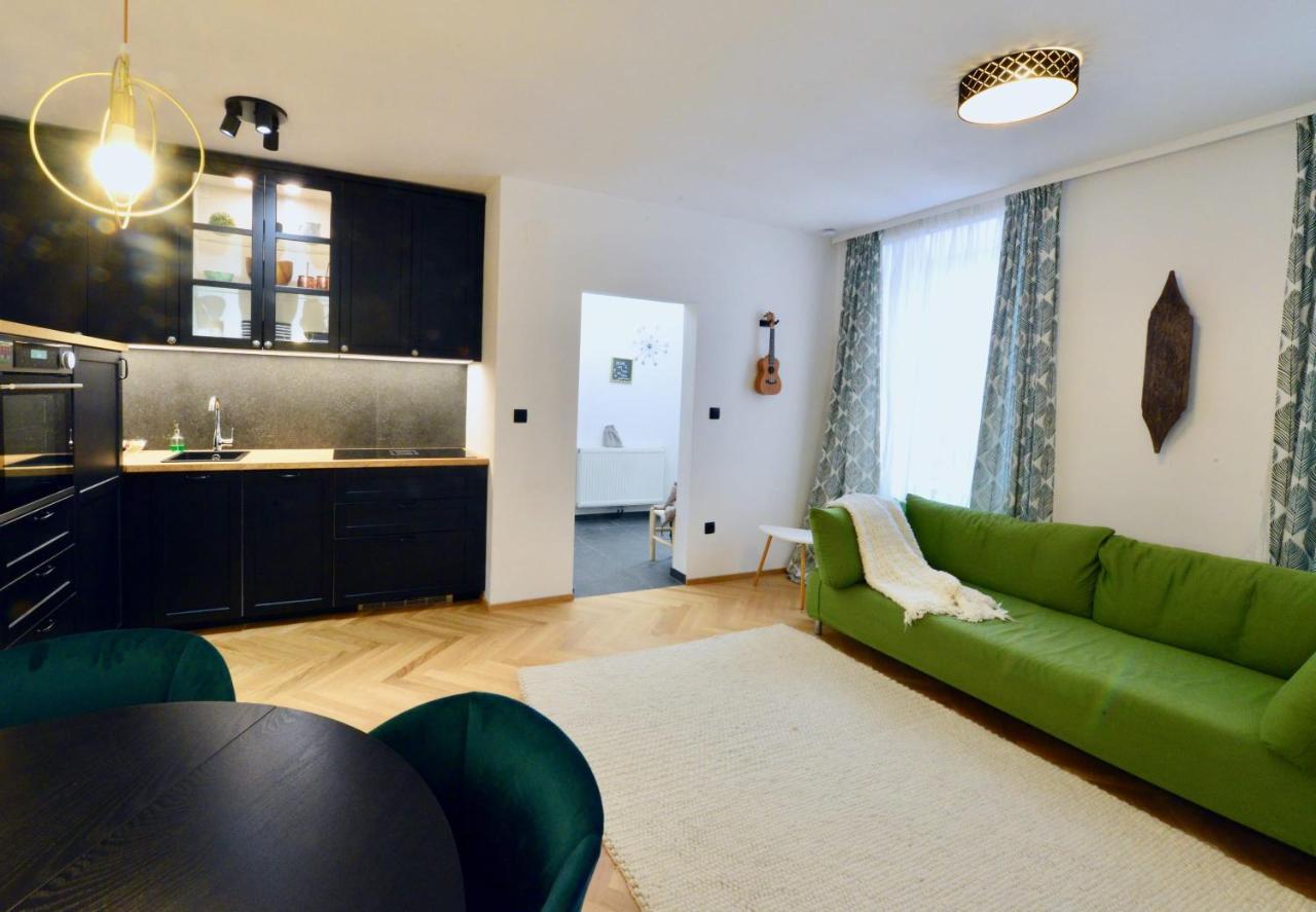 Modern Flat With Parking Space Apartment เวียนนา ภายนอก รูปภาพ